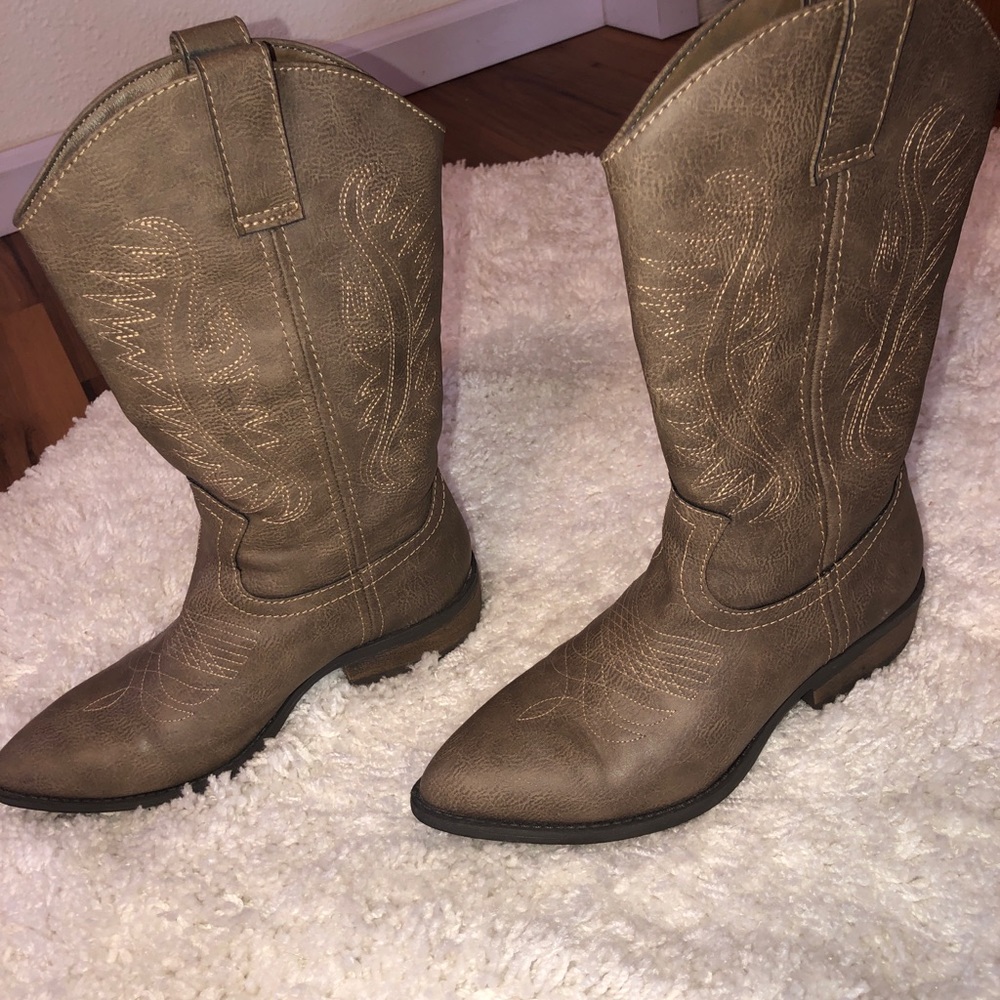 Cowboy boots